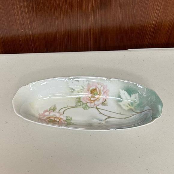 Antique LEUCHTENBURG Germany Porcelain majestic Roses tray - Picture 4 of 15